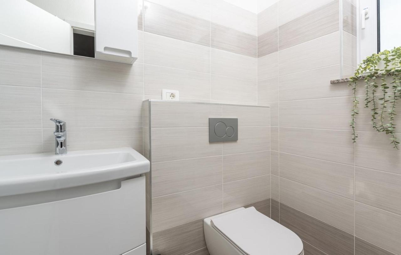 Villa Buroli With Pool, Sauna And Jacuzzi Extérieur photo