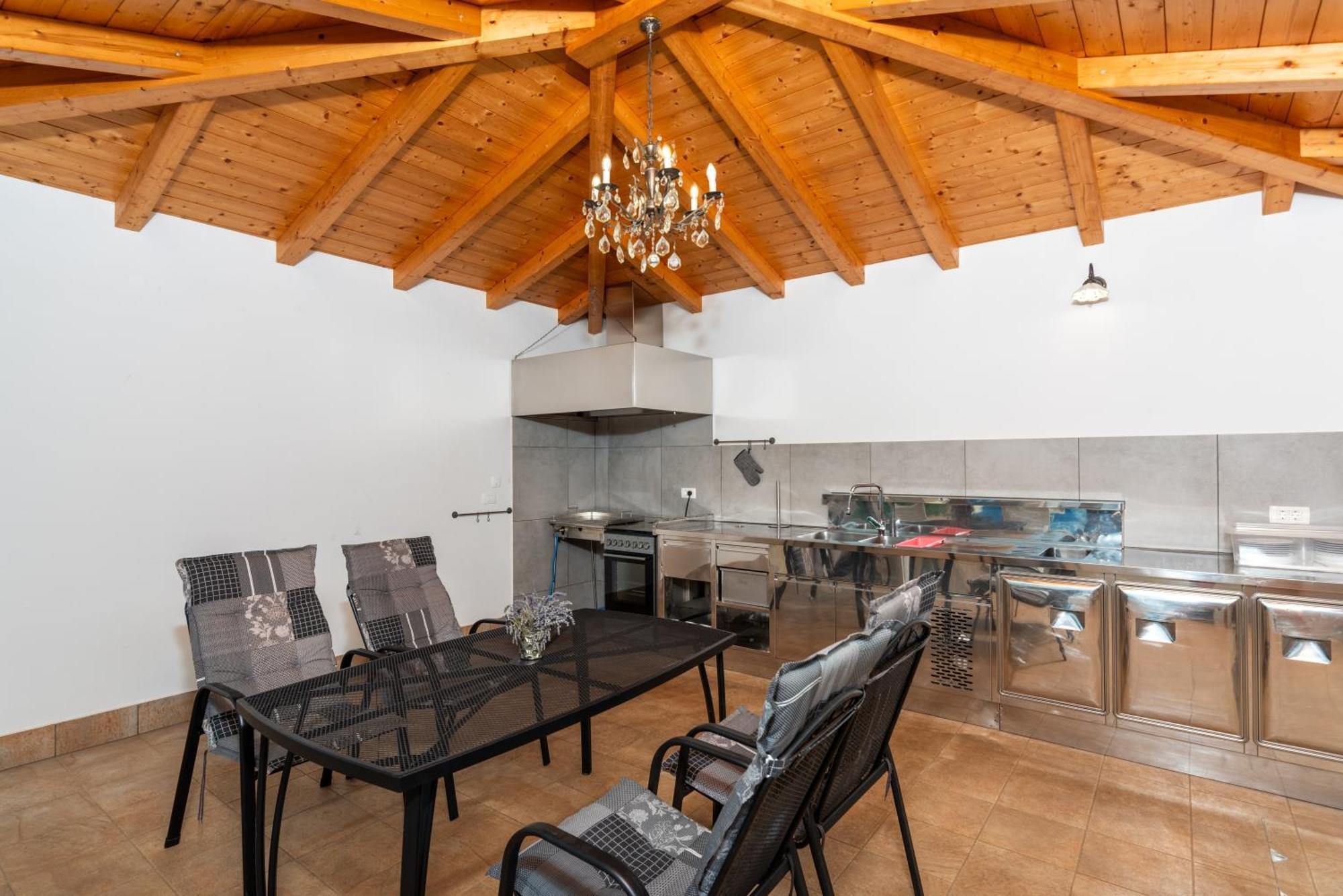 Villa Buroli With Pool, Sauna And Jacuzzi Extérieur photo